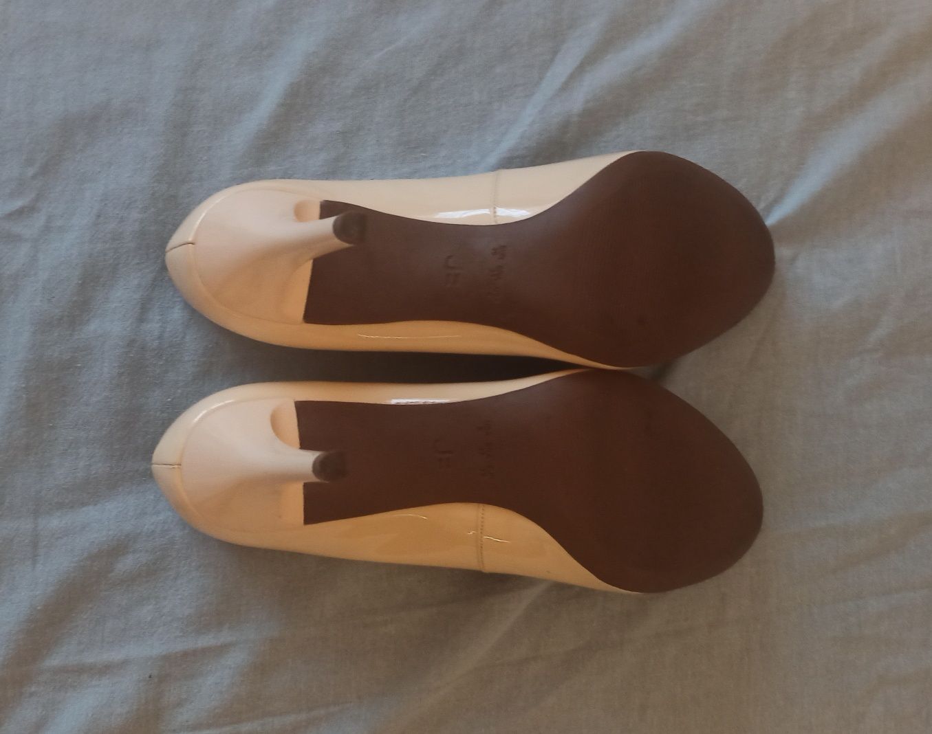 Buty na obcasie eleganckie beżowe 3i na ślub