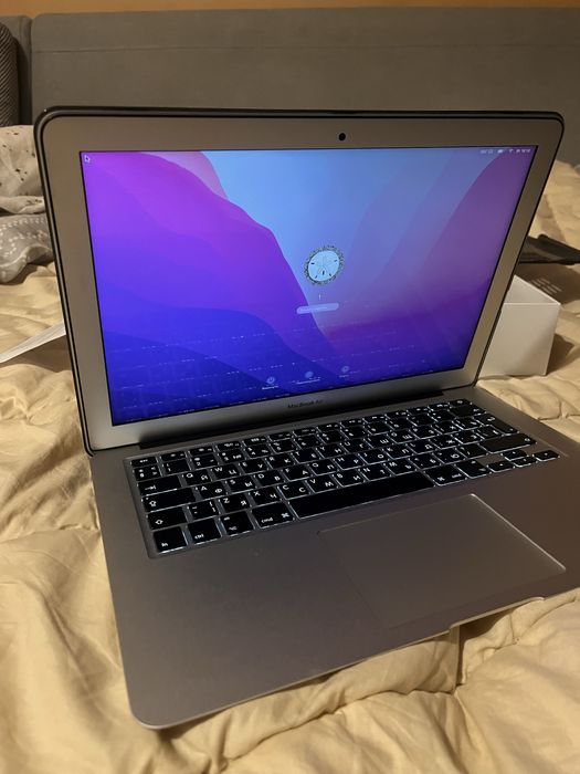 Macbook air 2017, діагональ 13