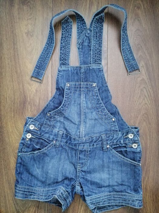 Spodenki dżinsowe ogrodniczki