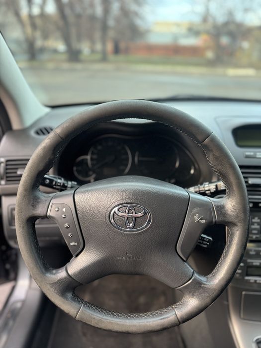 Toyota Avensis 2006р 2,0d мкпп 6ст в ідеальному стані універсал дизель