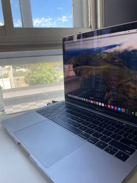 MacBook Pro 13” Touch Bar 2019