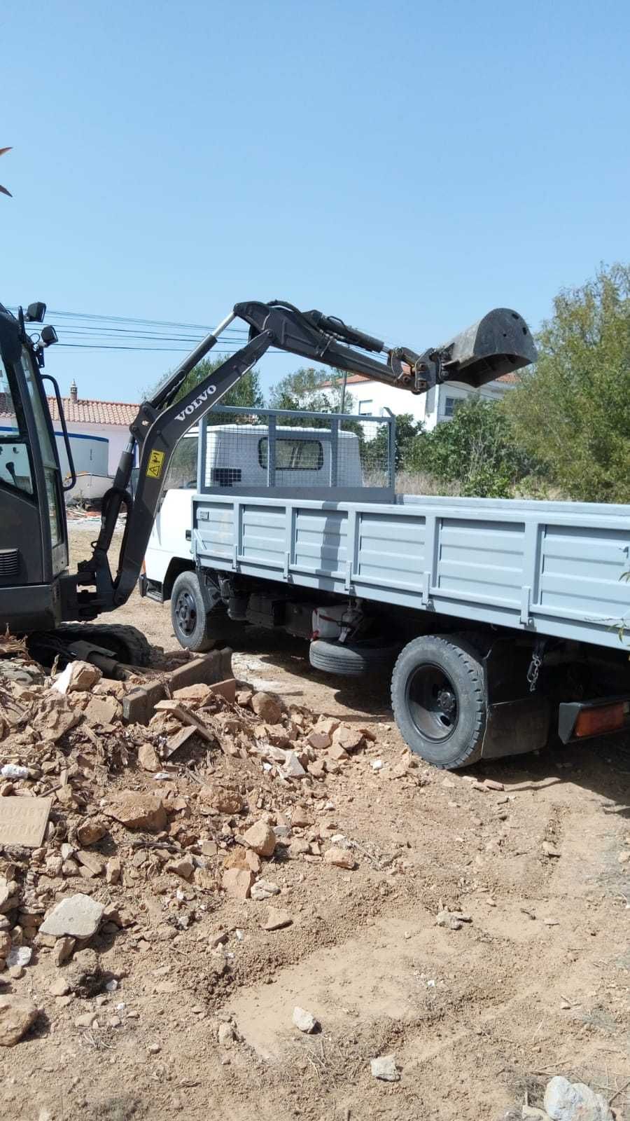 Serviços de trator e giratória