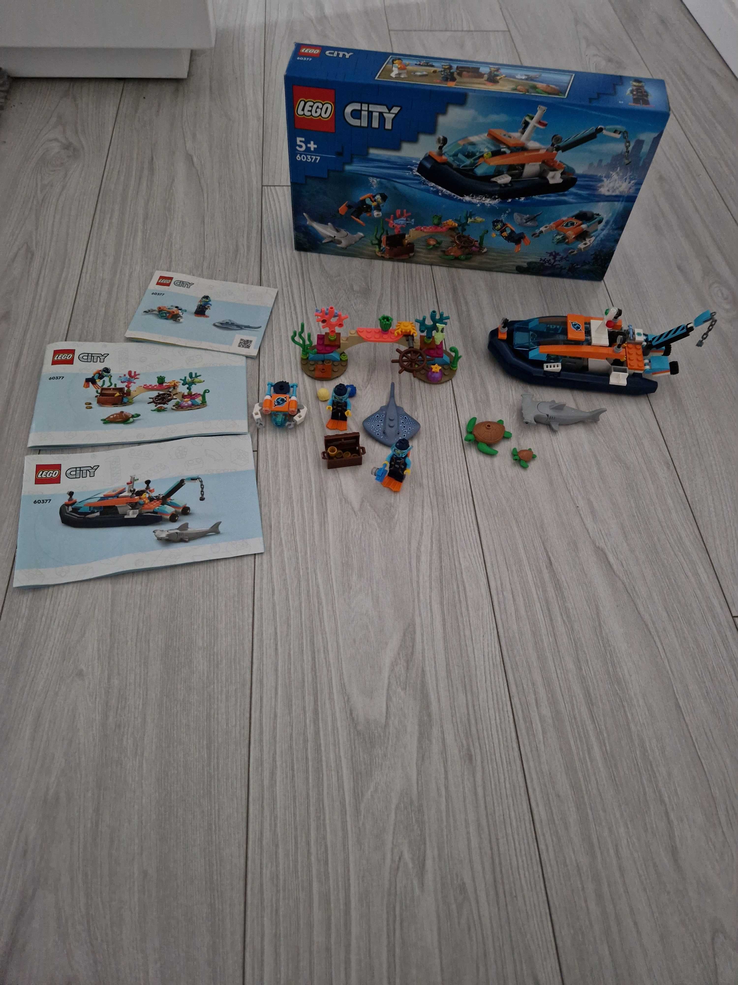 LEGO City60377- Łódź do nurkowania badacza