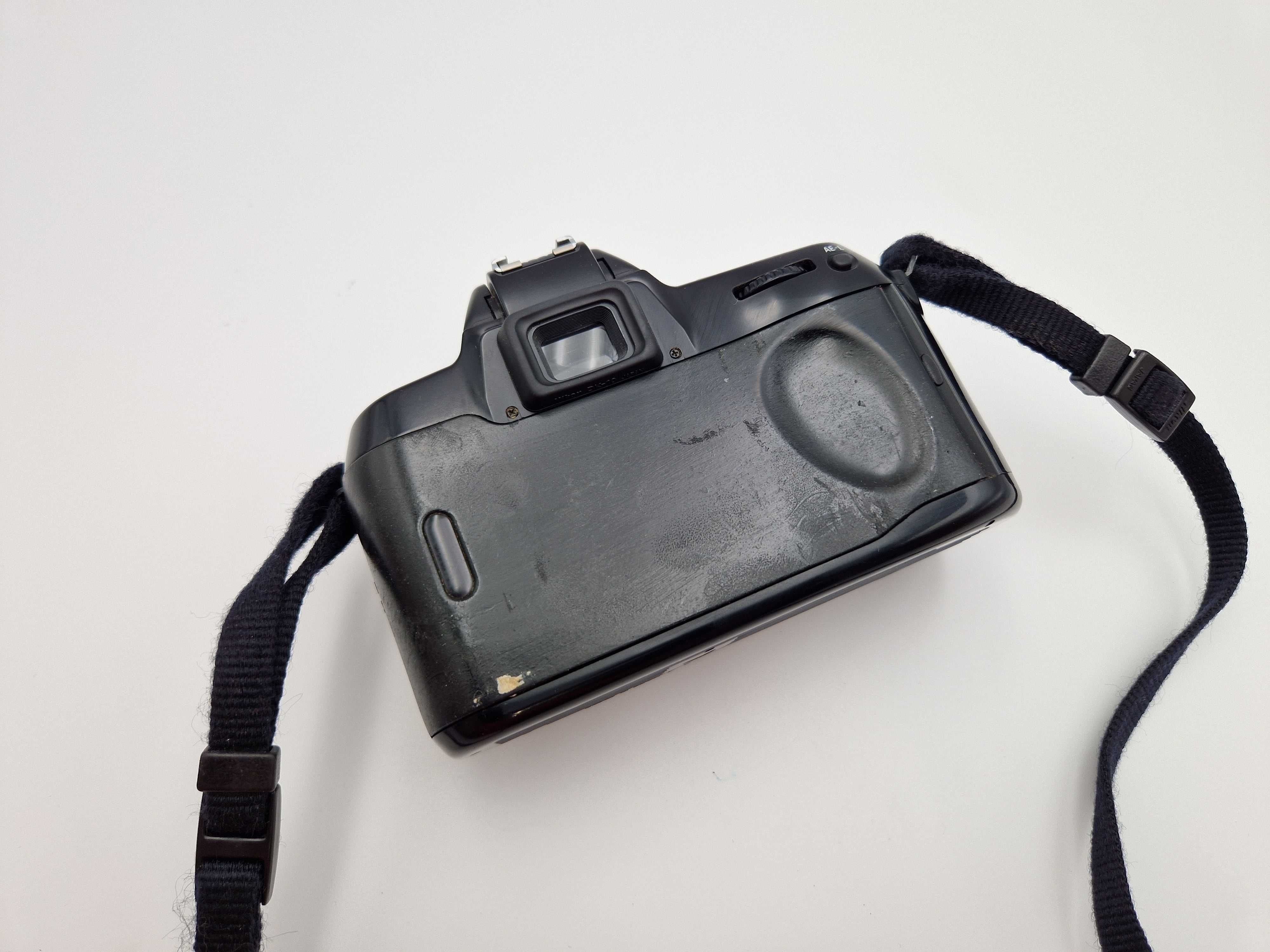 .Aparat Nikon F70 body - świetna klasyczna lustrzanka