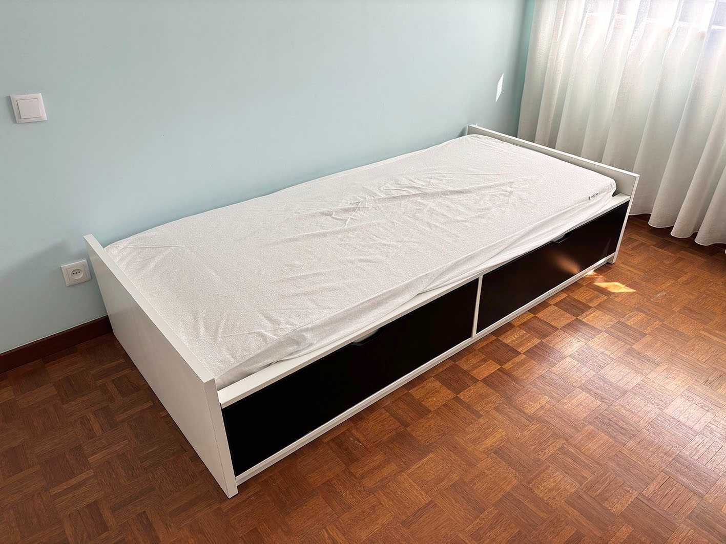 Cama Individual completa c/ arrumação