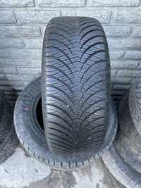 В наявності одна ваесезонна шина Goodyear 205/55/16