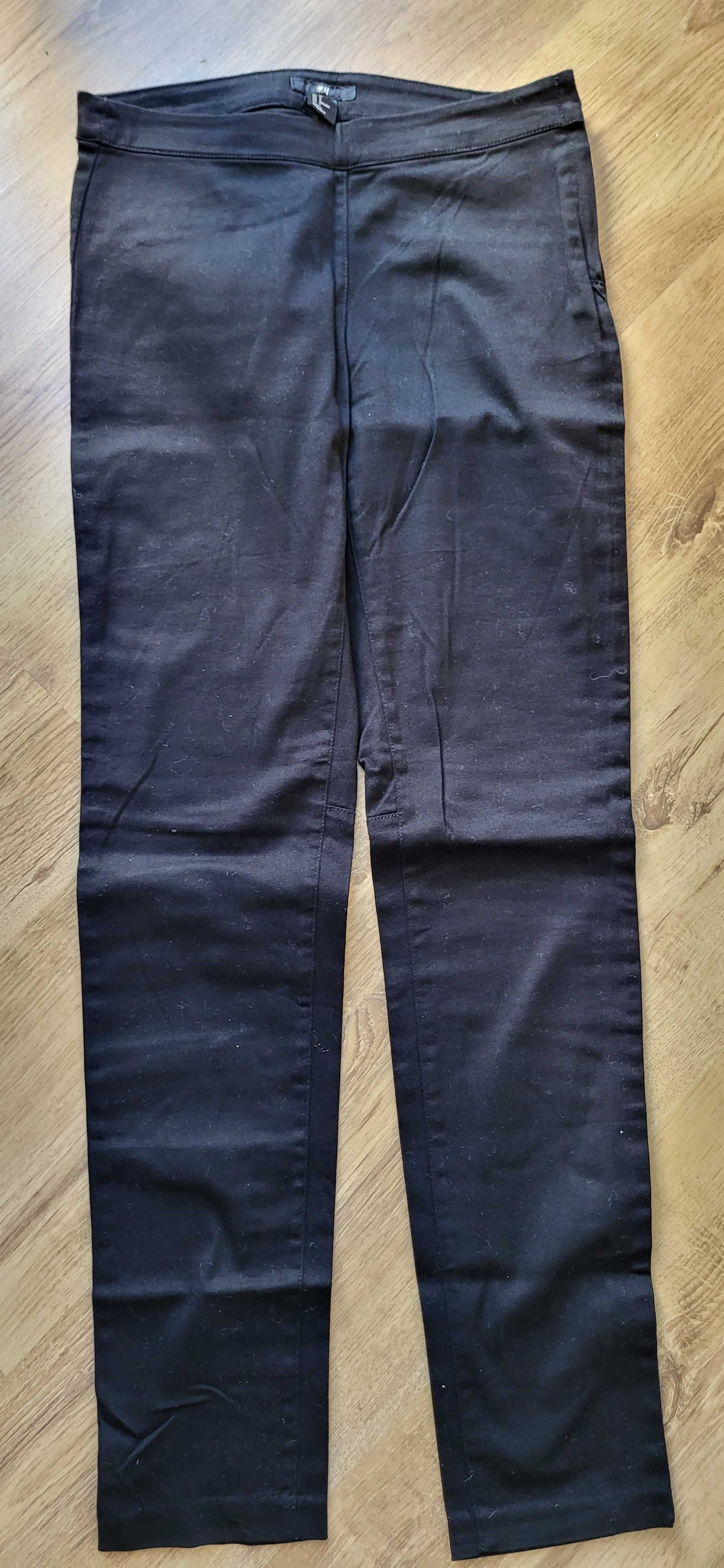Spodnie H&M czarne r 36 z zamkiem z lewej strony