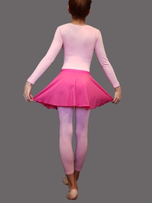 Черный розовый малиновый костюм рейтинговое платье