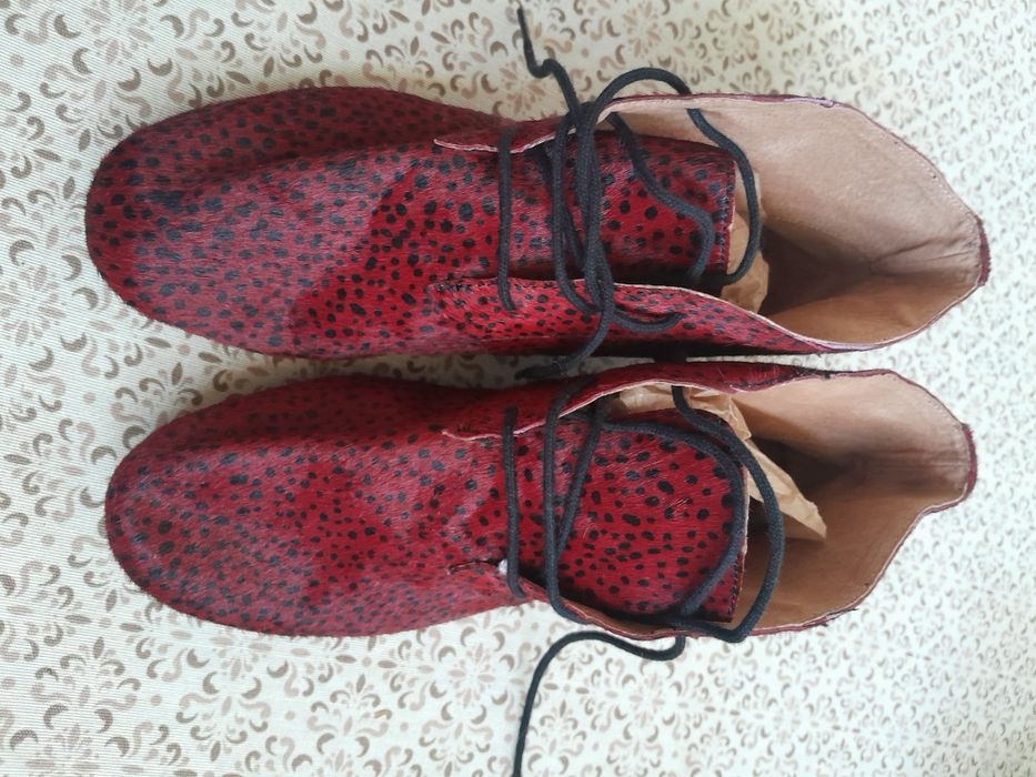 Sapatos rasos novos