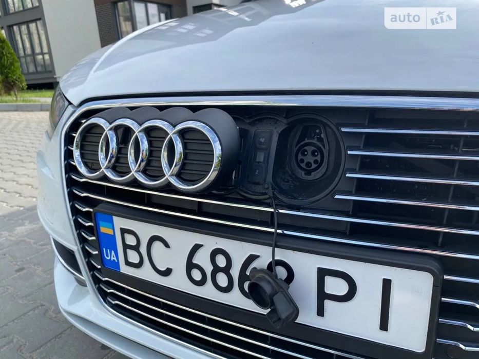 Audi A3 e-tron 2016 PHEV Ауді А3 єтрон гібрид (Plugin Hybrid)