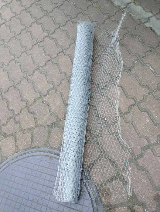 Siatka metalowa podtynkowa