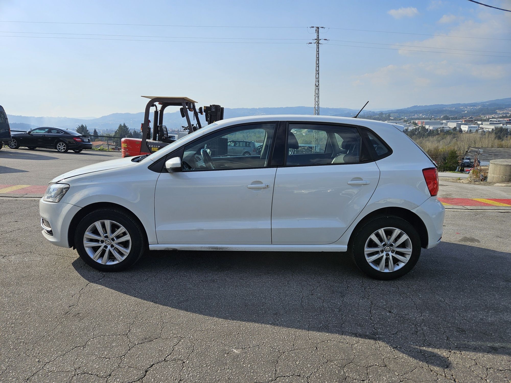 Volkswagen Polo 6R 1.4 TDi de 2017 para peças