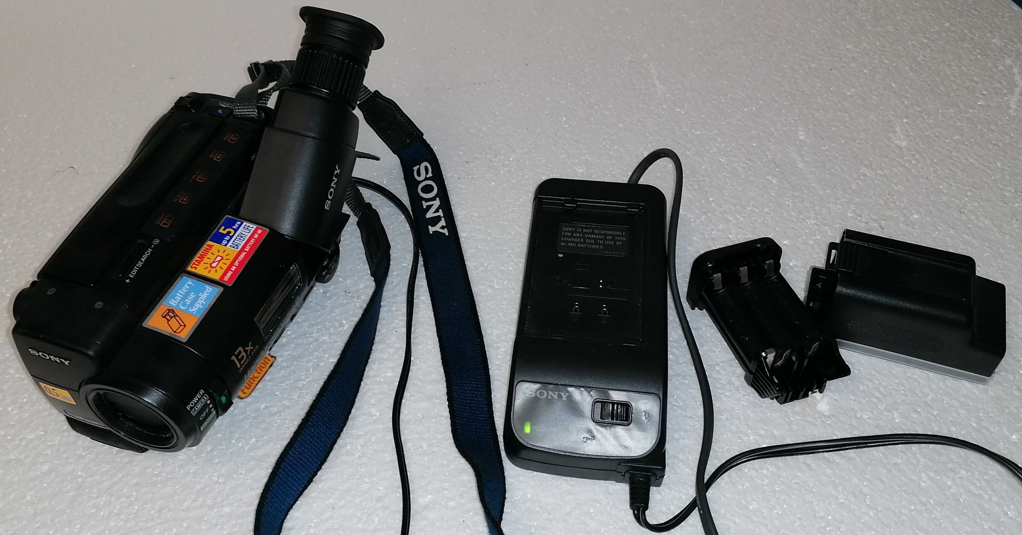 Camara de filmar " Vídeo 8", da Sony, CCD-TR401E