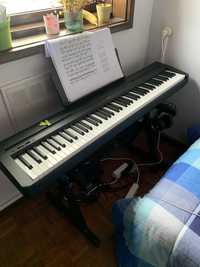 Piano Digital Yamaha P45 with stand and headphone