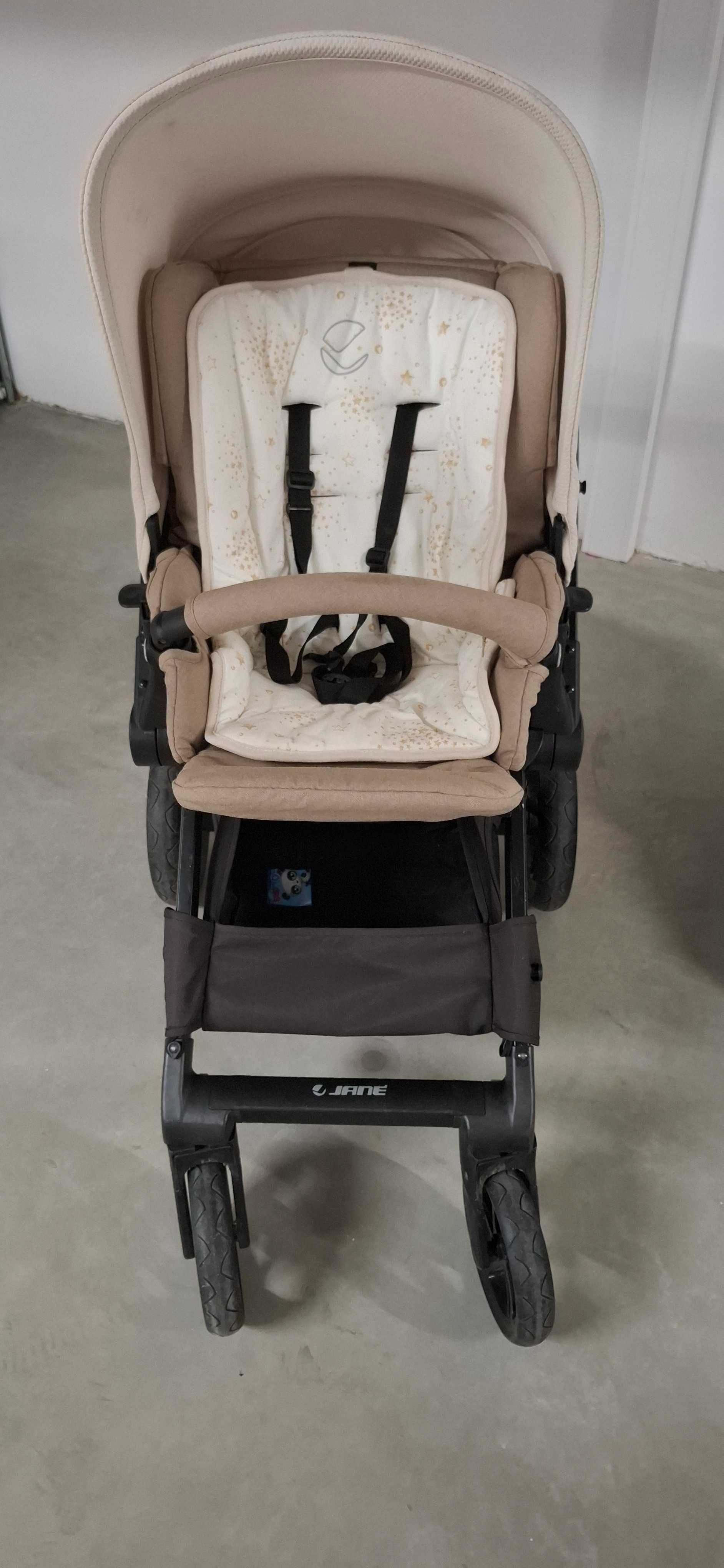 Conjunto carrinho + ovo/alcofa + isofix Jané Matrix