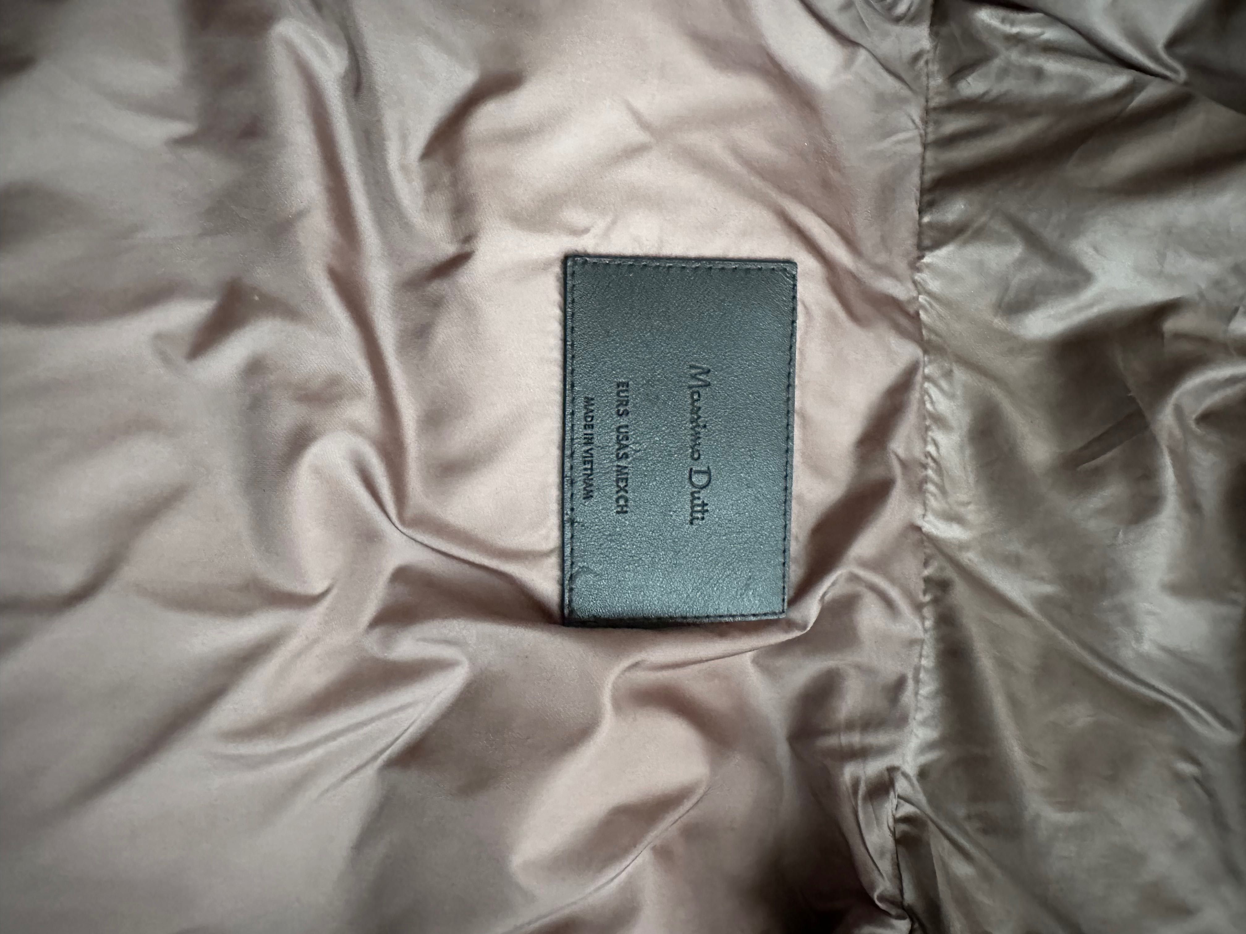 Продам пуховик Massimo dutti