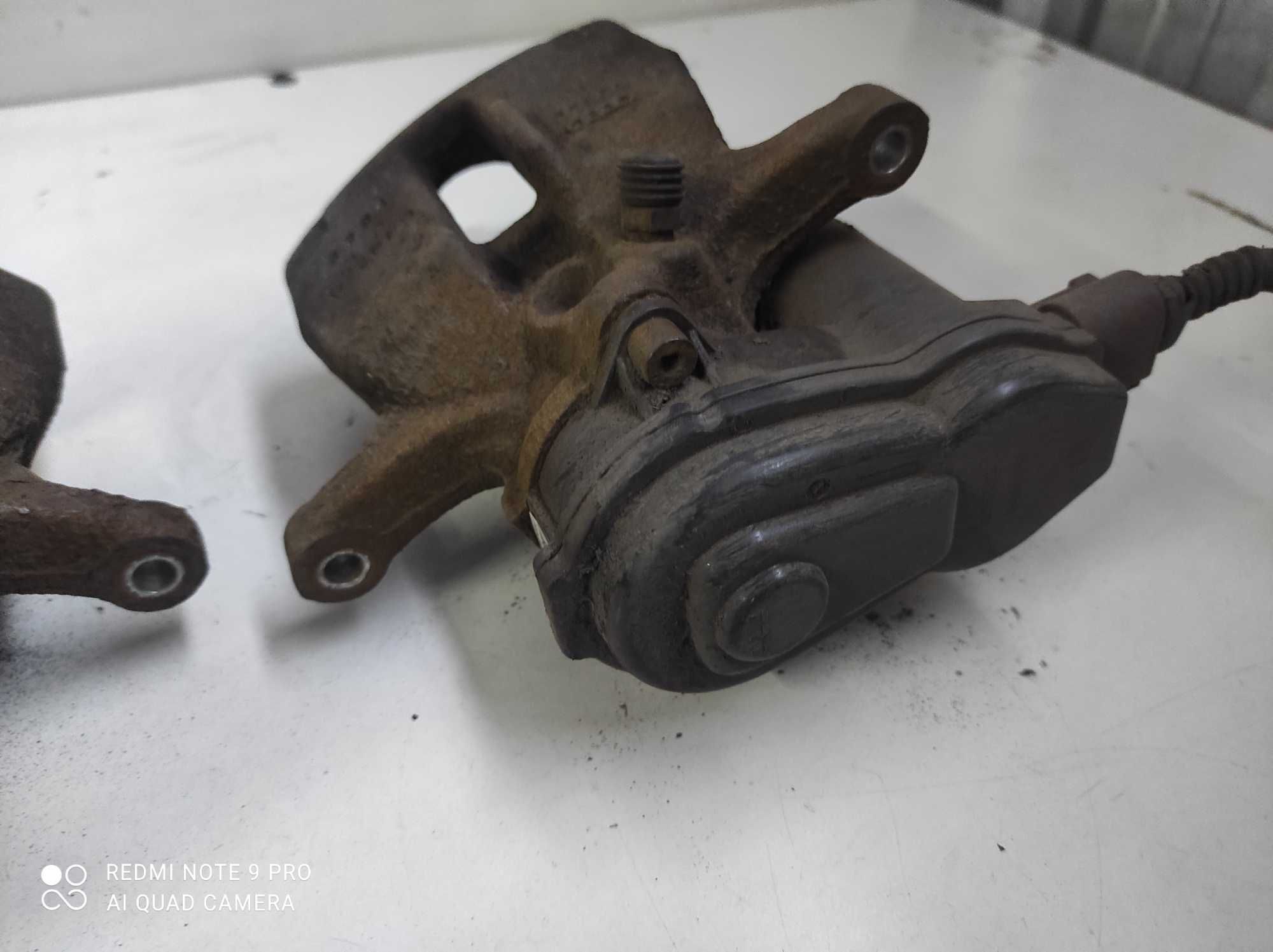 Audi a4 b8 a5 zacisk hamulcowy tył gwarancja oryginal