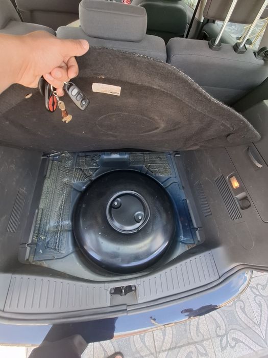 Ford Focus c-max 1.6 бензин газ