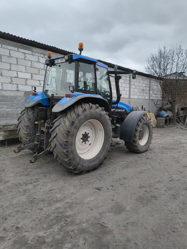 New Holland TM 165