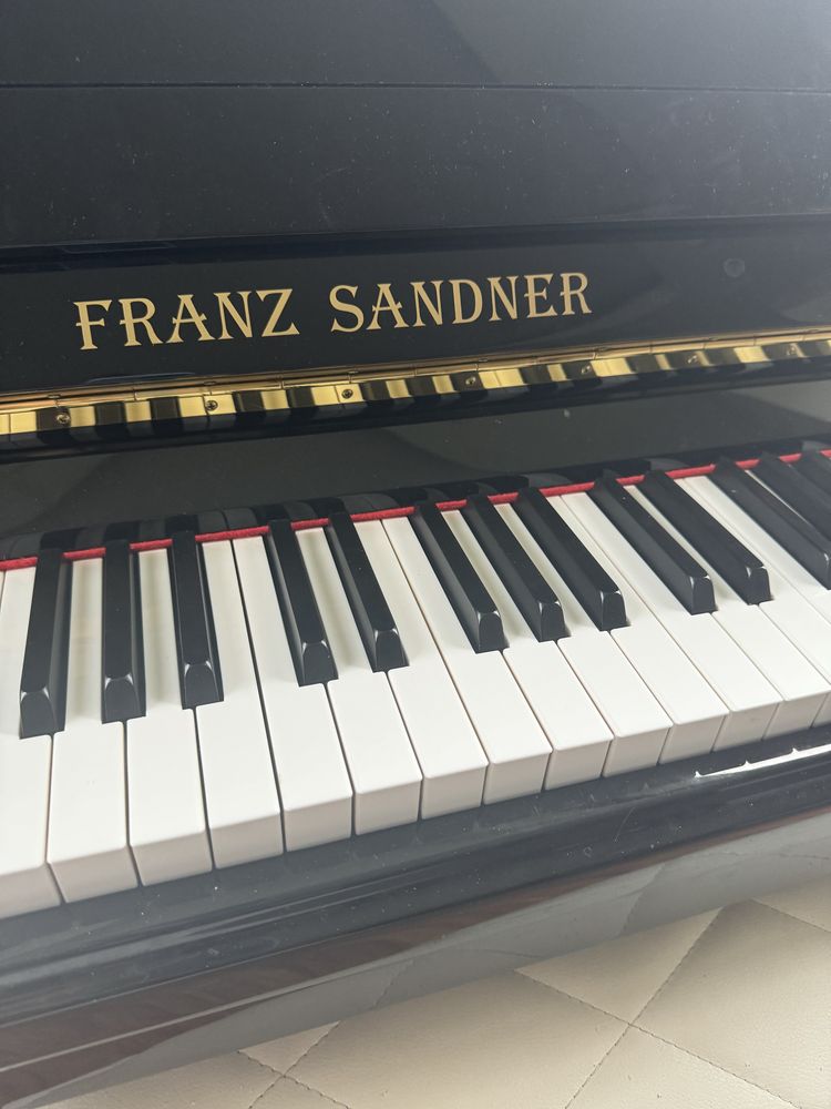 Pianino w idealnym stanie - Jak Nowe.