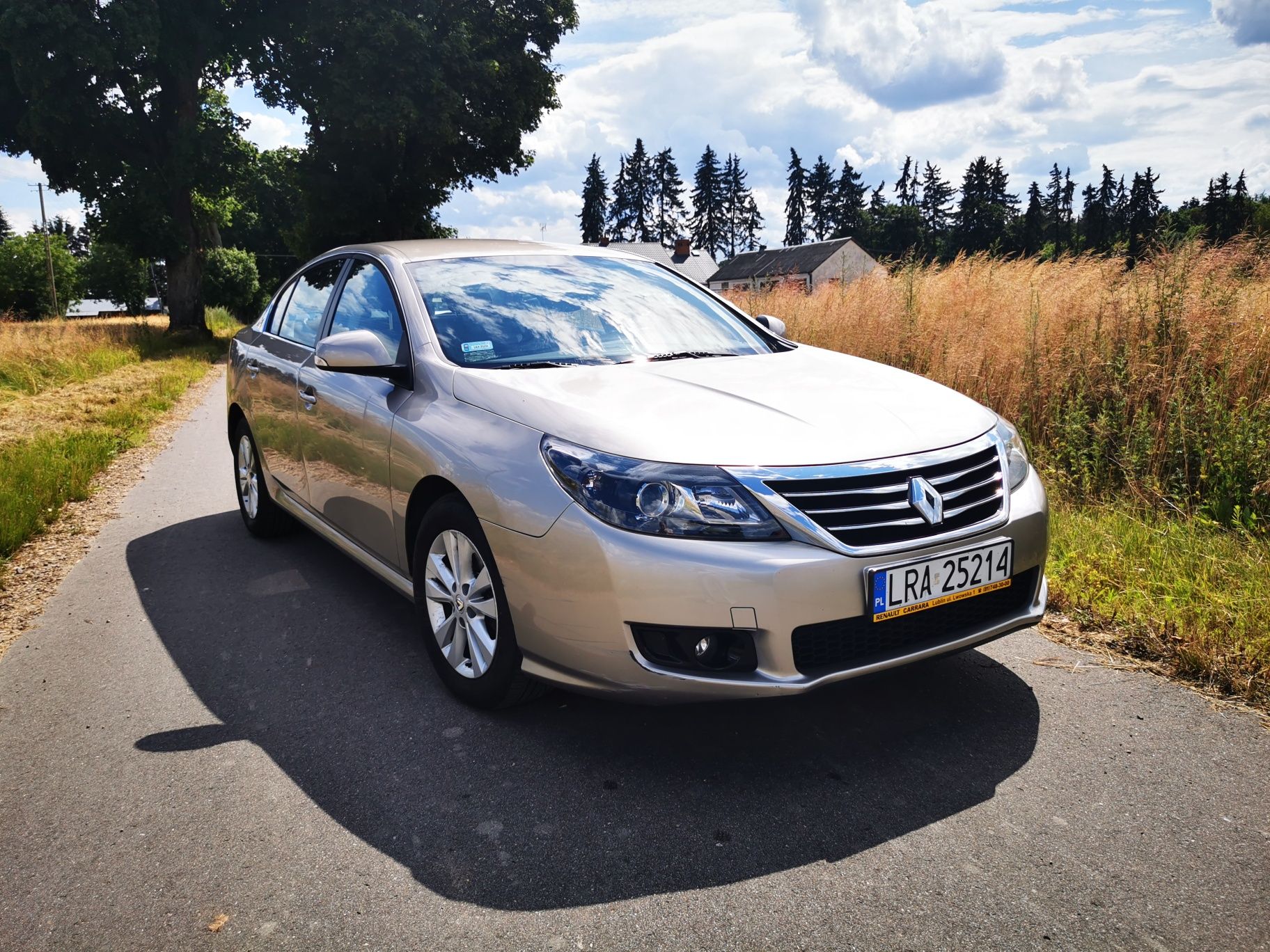 Renault Latitude Diesel 2013 rok