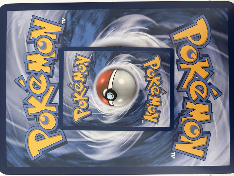 Jolteon V (carta Pokémon)