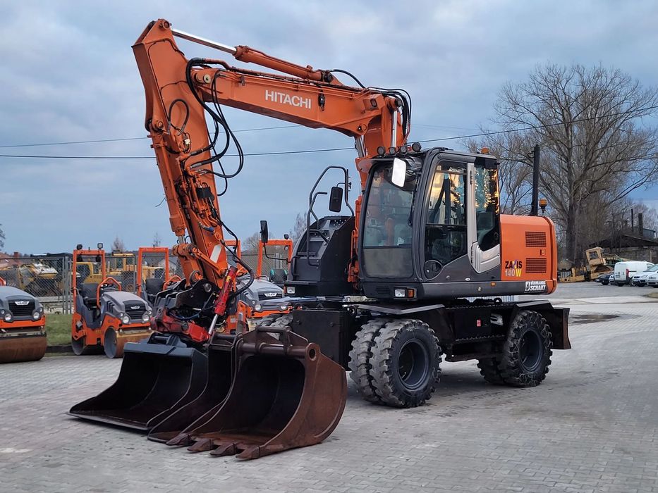 Hitachi ZX 140 W 3  Koparka Kołowa, Rototilt Rotator Indexator, 3 Łyżki, Bardzo Dobry Stan
