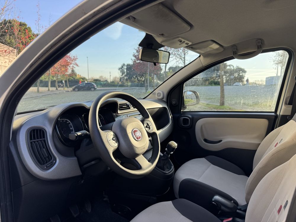Fiat Panda 1.2 69cv Lounge Bi-Fuel - Desde 80€ Mês