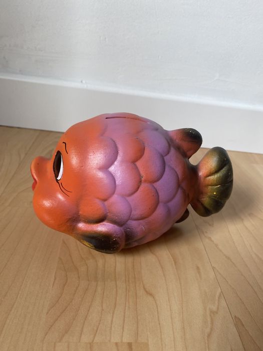 Figurka gliniana , skarbonka