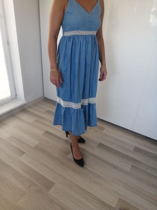 Sukienka kolor jeansowy