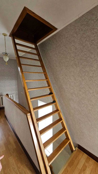 Боярка вул. Ягідна. Будинок, 7 кімнат, гараж. підвал, 6 соток землі.