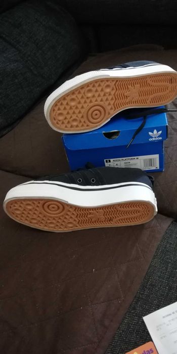 Sapatilhas  novas adidas originais