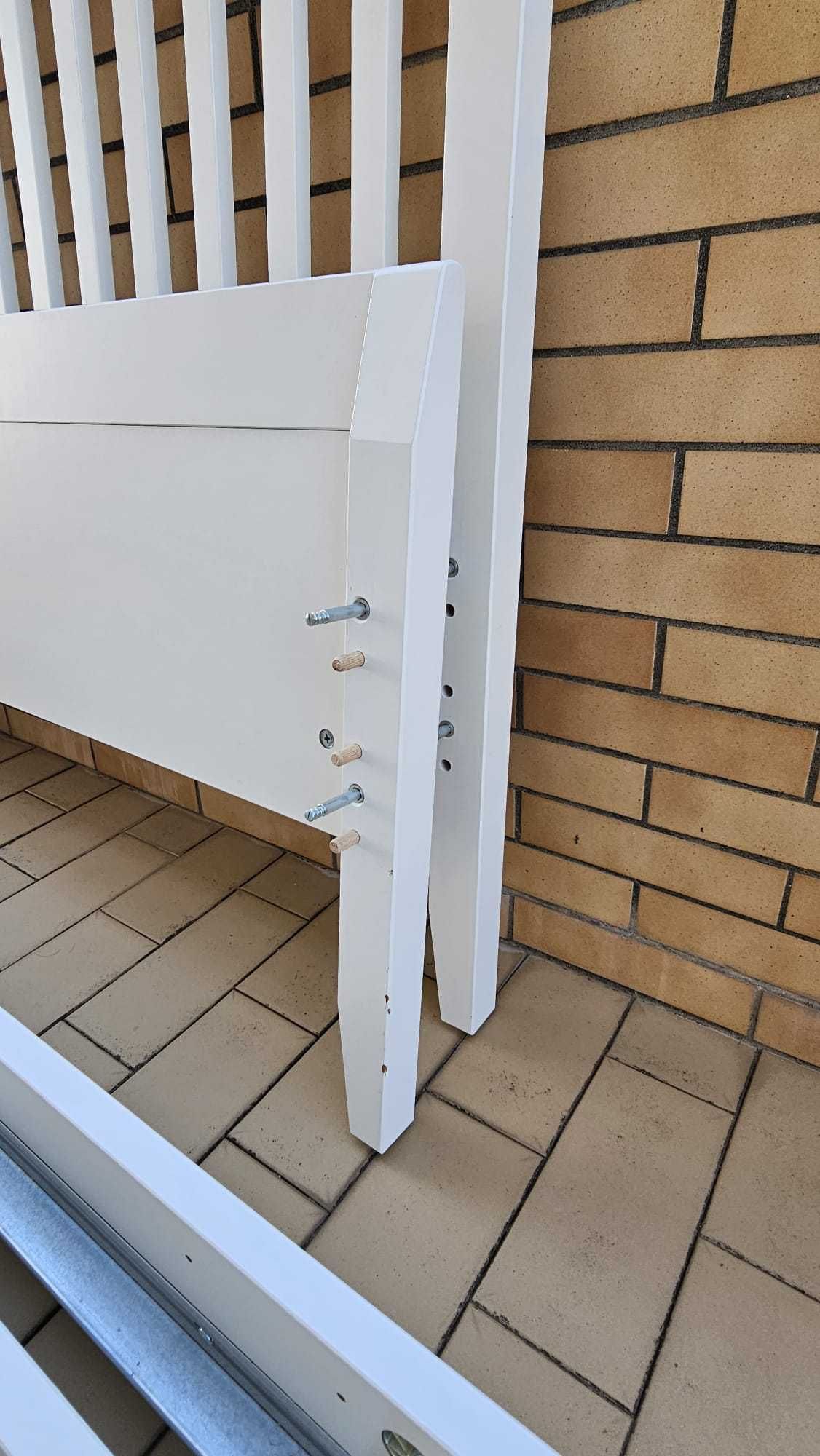 Cama IDANÄS IKEA - 140x200 (branco)