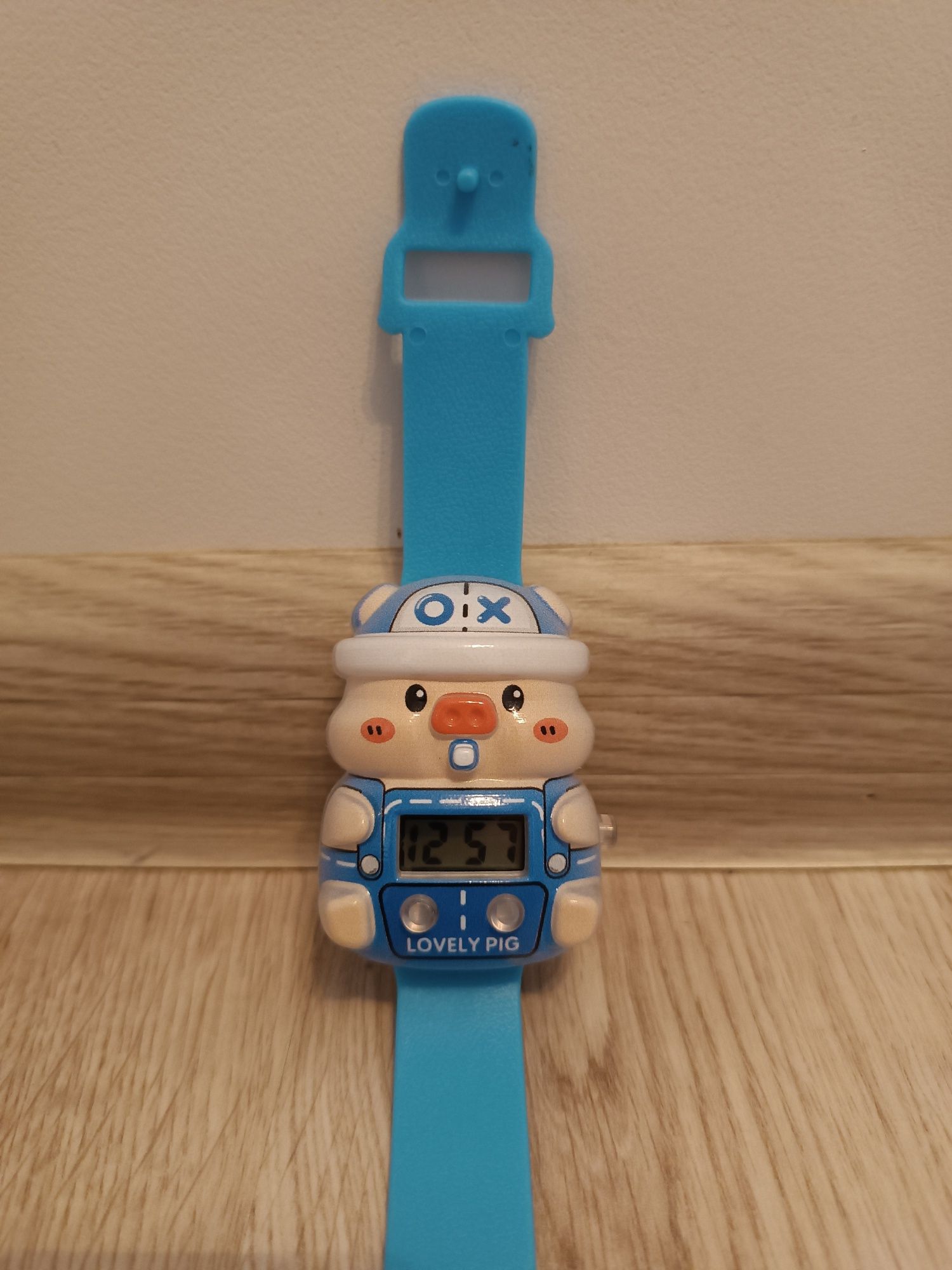Nowy podświetlany zegarek dla dzieci świnka