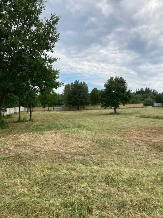 Do wynajęcia działka z budynkiem usługowym