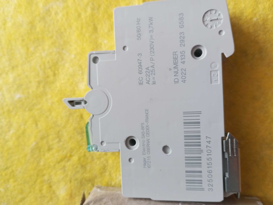 Перемикач введення резерву 1-0-2 Hager 25 А