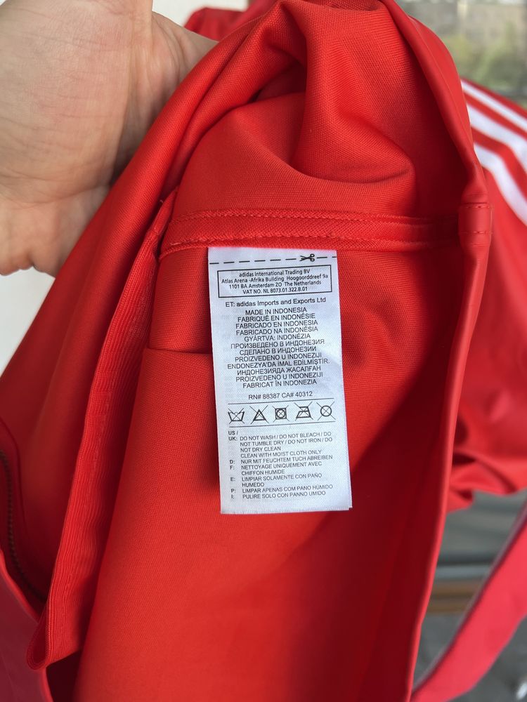 Adidas x Fiorucci red long jacket kurtka