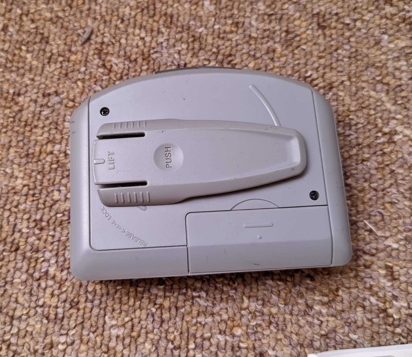 Walkman PHILIPS AQ6411 - przenośny magnetofon odtwarzacz kaset retro