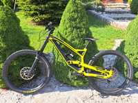 Rower dh yt tues 2016 karbon