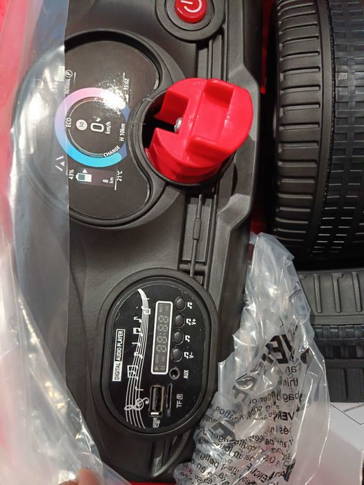 Elektryczny samochód dla dzieci Fiat do 30 kg