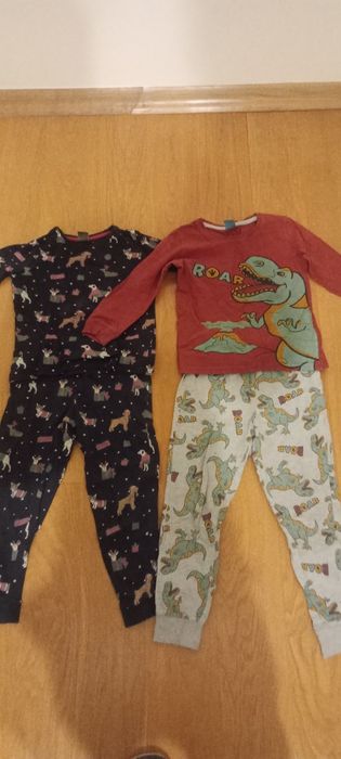 Zestaw ubranek bluzki z długim rękawem, bluzy, spodnie 98