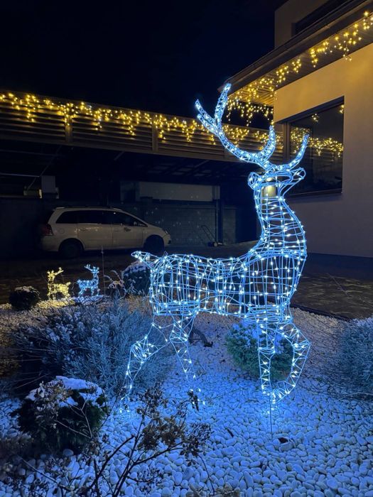 Олень новорічний кінь, сані подарунок та інші фігури виробництво