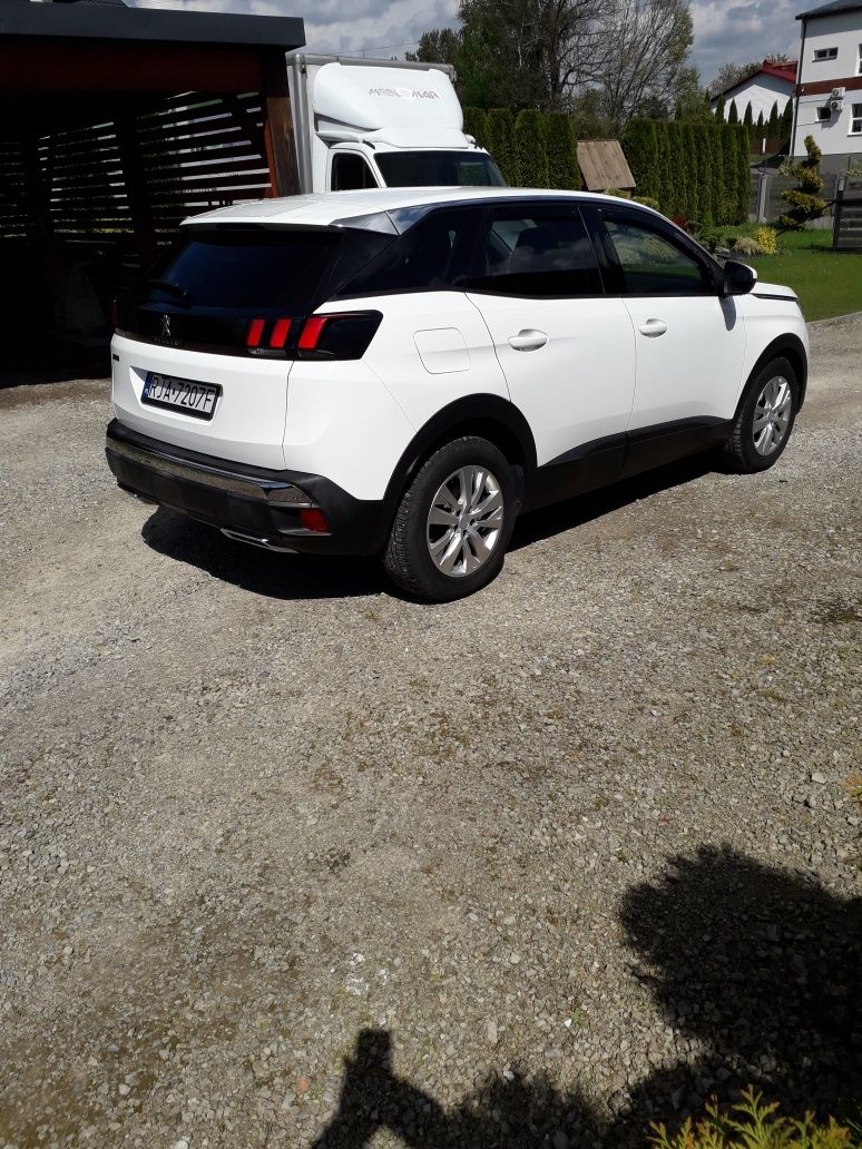 Peugeot 3008.Rok 2018  1.5 Blue HDI 130 KM. Przebieg 184 000 .