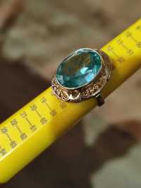 Złoty pierścionek Warmet owalna koronka