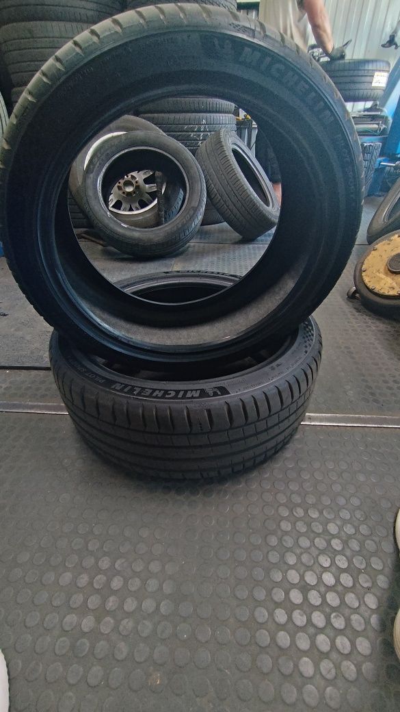Продам резину Michelin Pilot Sport 5 235/40/19