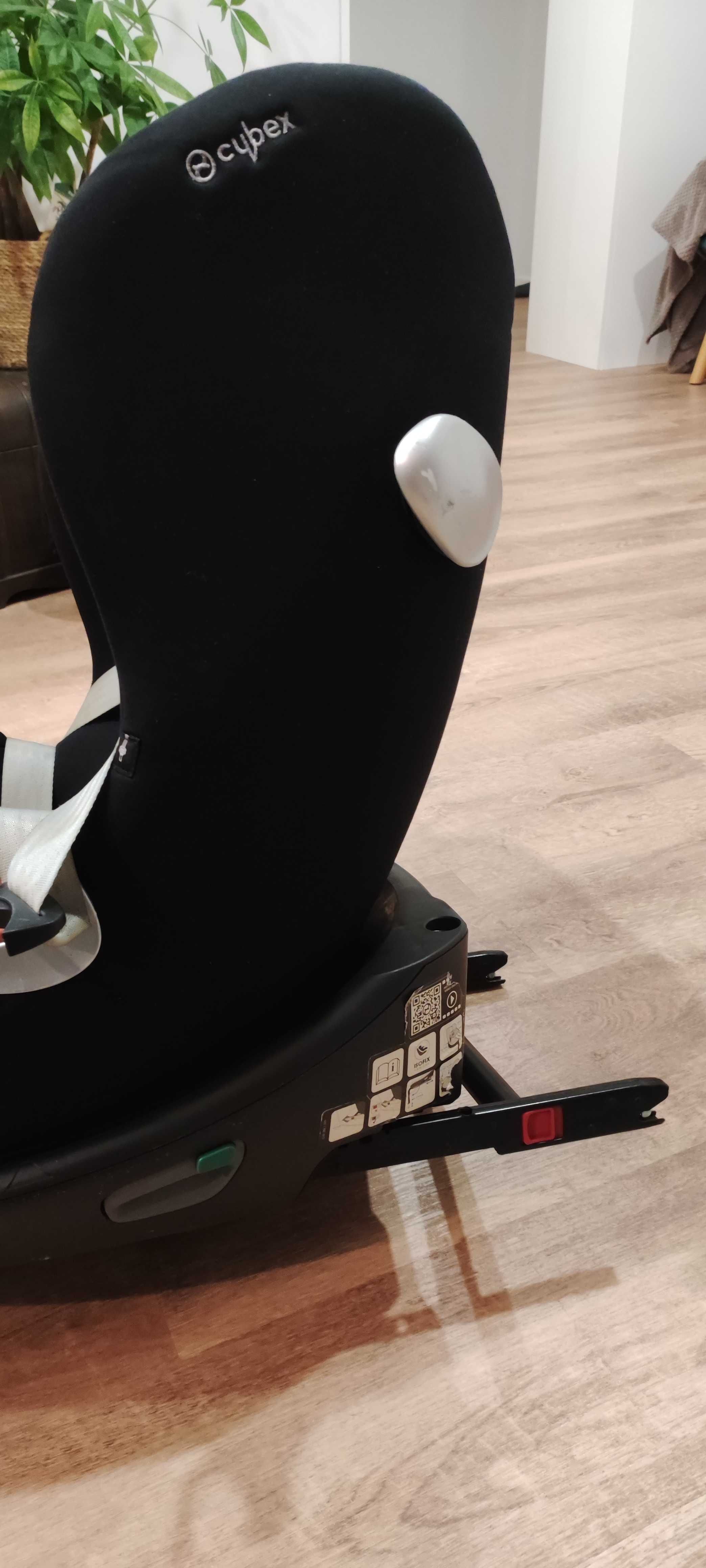 Cadeira auto Cybex com base Isofix
