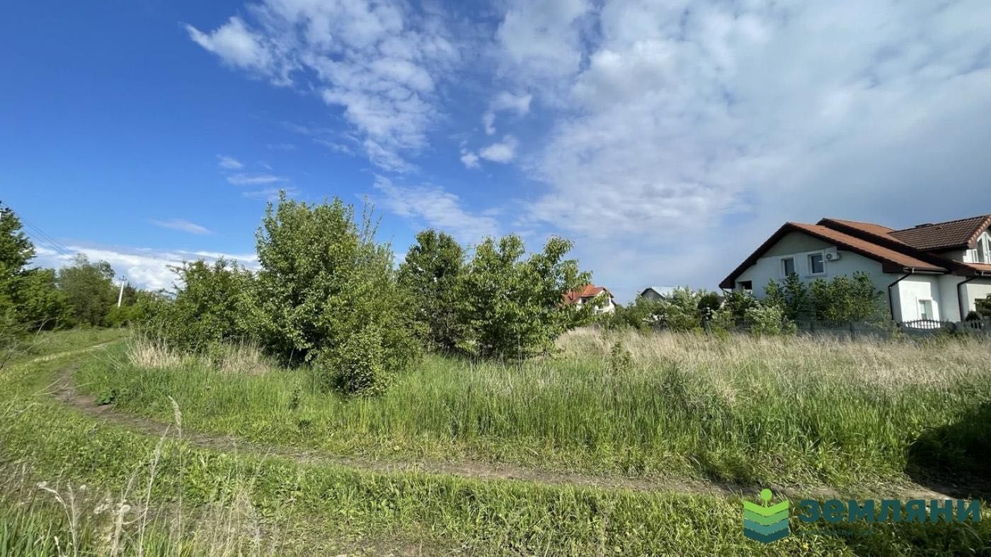 Продається ділянка 17 сот під будівництво в с. Підпечери