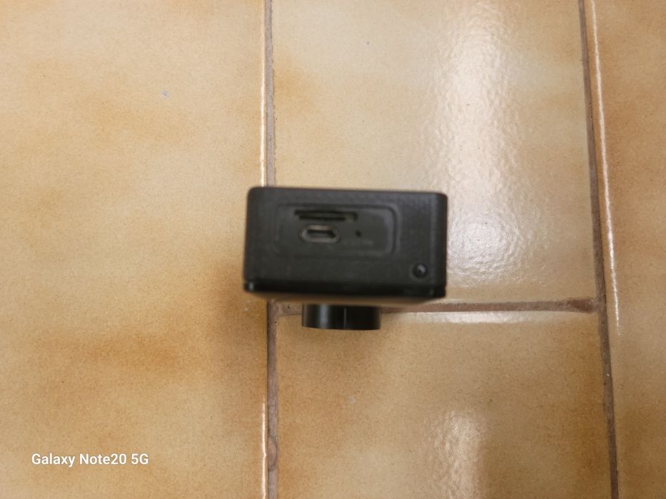 Venho  máquina de  filmar e foto