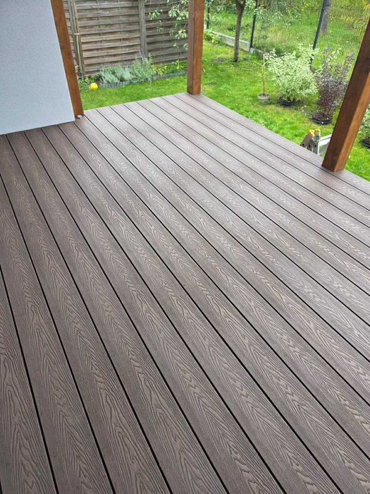 Deska kompozytowa 3D PREMIUM szczotkowana wzór drewna kolor Brązowy