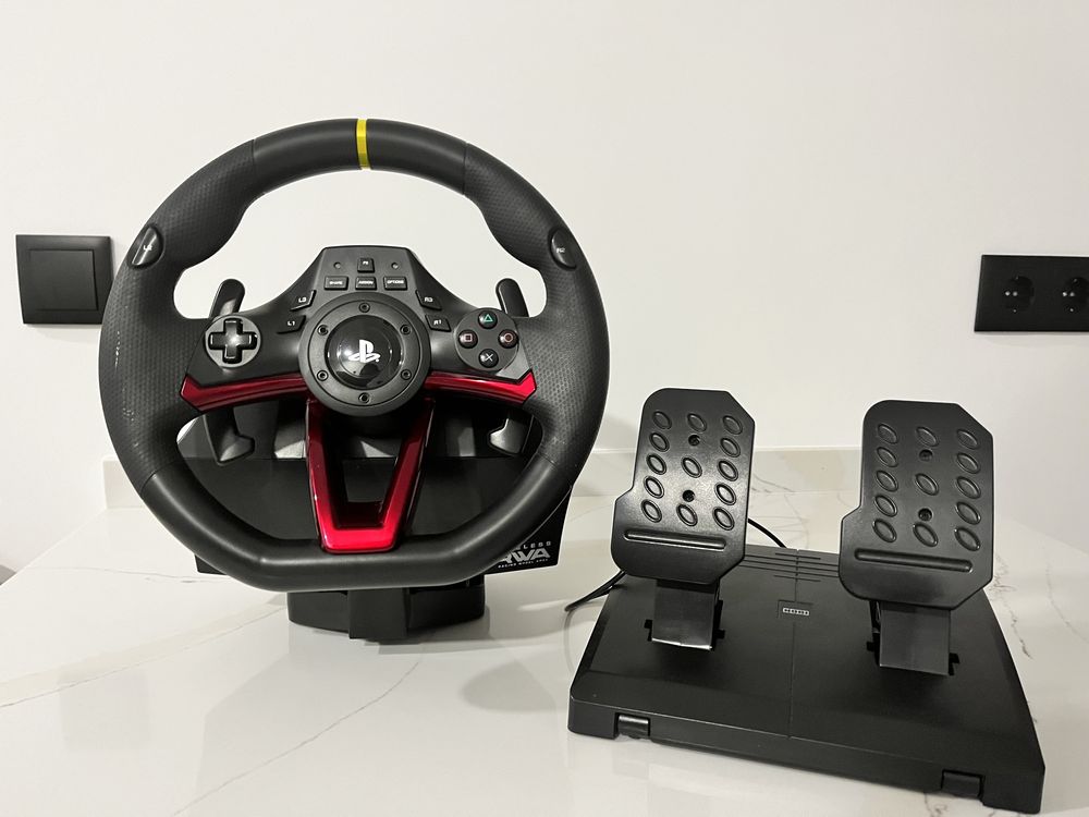 Volante + Pedais HORI Racing Wheel Apex Wireless - PS4 - PC